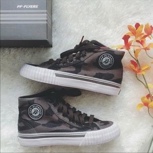PF Flyers